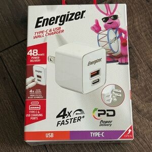 Energizer White Type-C & USB Wall Charger